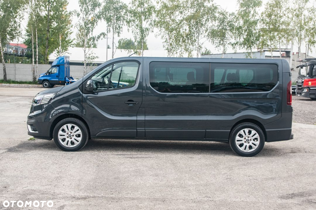 Renault Trafic - 16