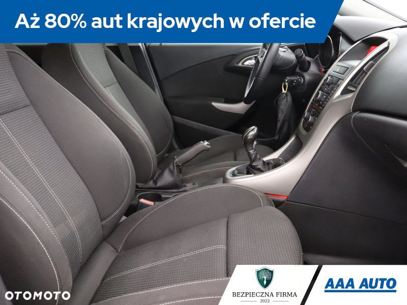 Opel Astra - 11