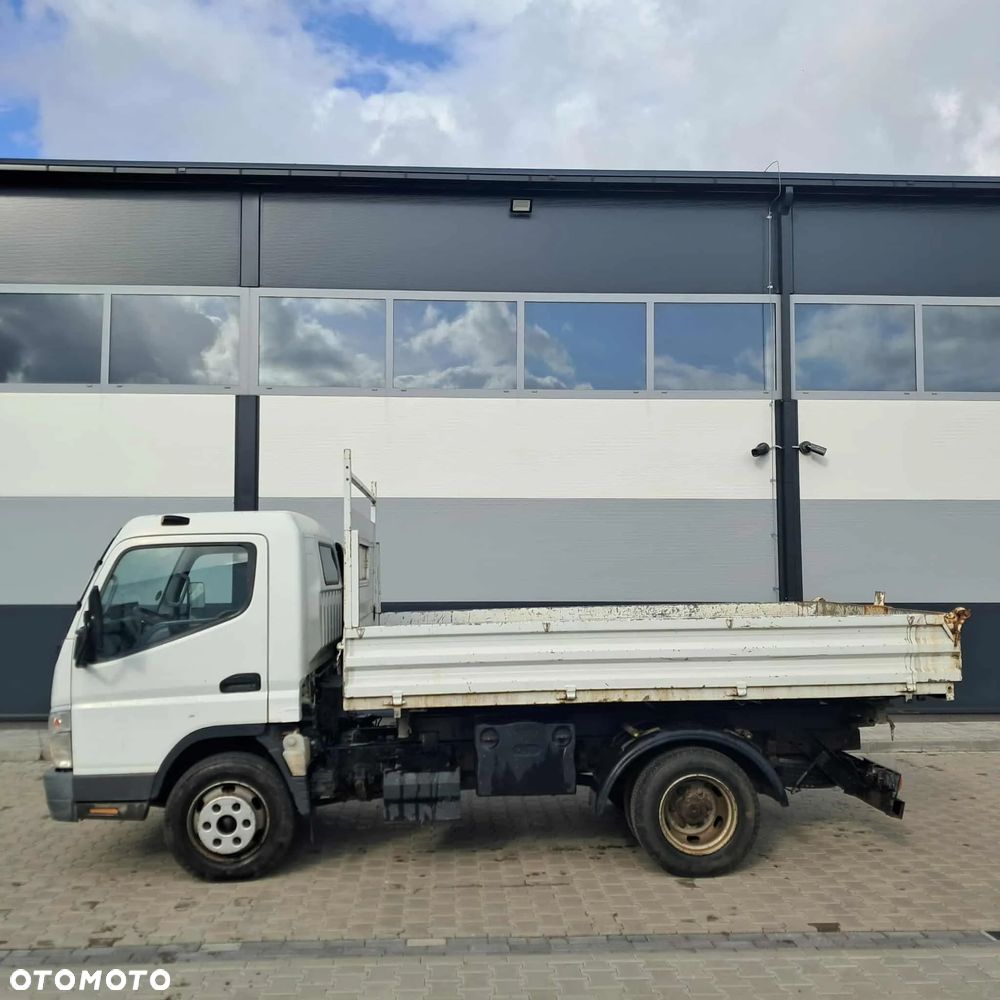 Mitsubishi Canter - 6