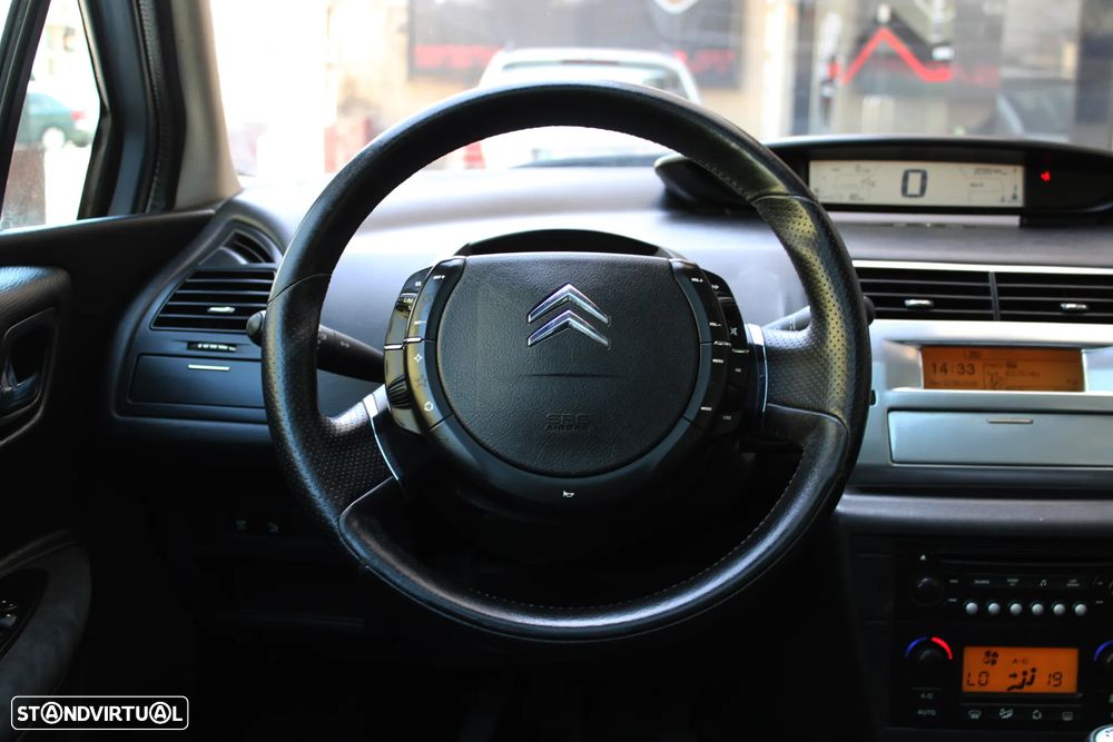 Citroën C4 2.0 HDi FAP VTS - 32