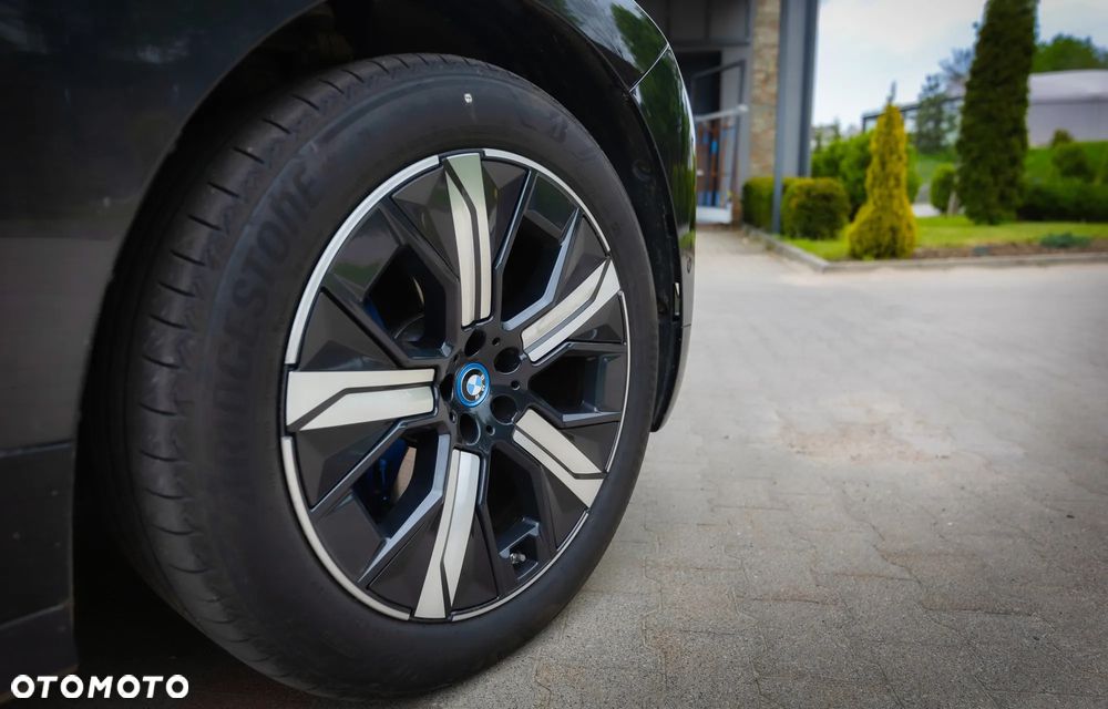 BMW iX M60 111.5kWh - 13