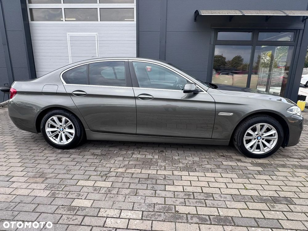 BMW Seria 5 520d xDrive Luxury Line - 39