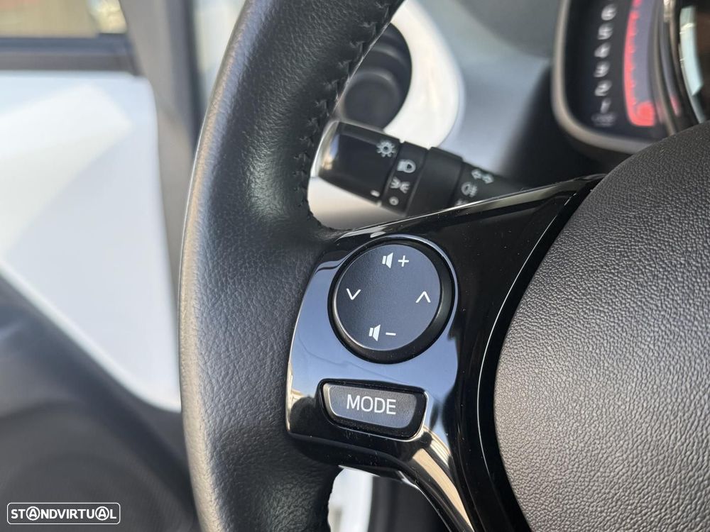 Toyota Aygo 1.0 X-Play+X-Touch - 22
