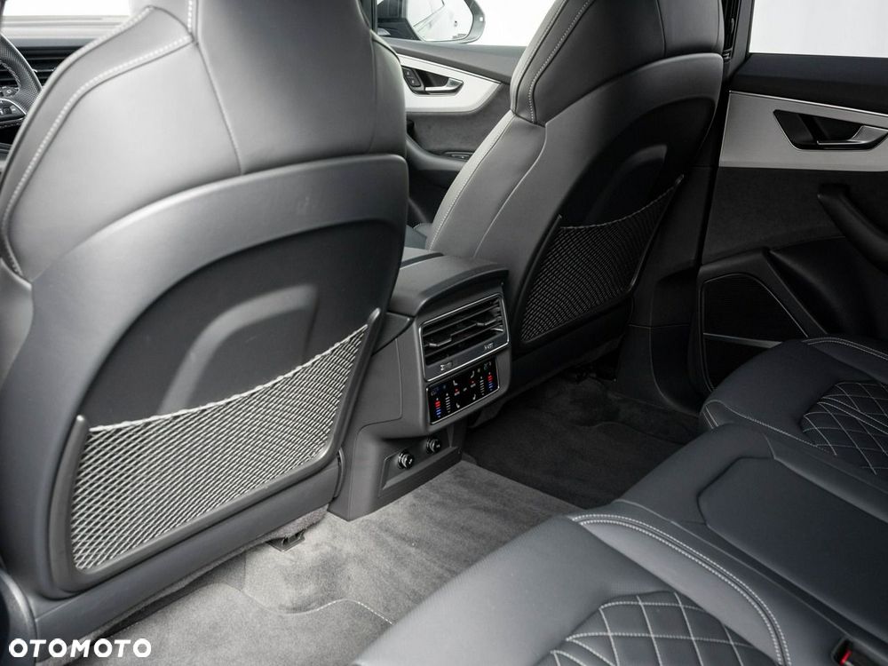 Audi Q8 50 TDI mHEV Quattro Tiptronic - 23