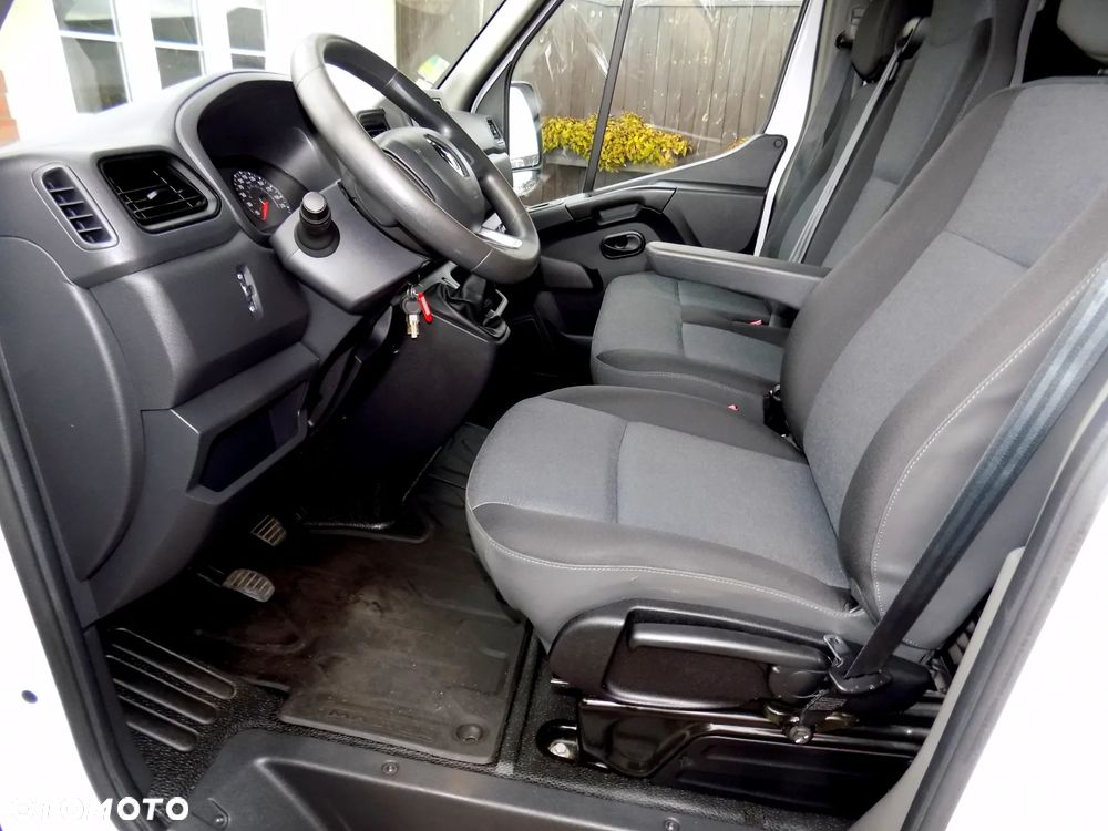 Renault Master - 17