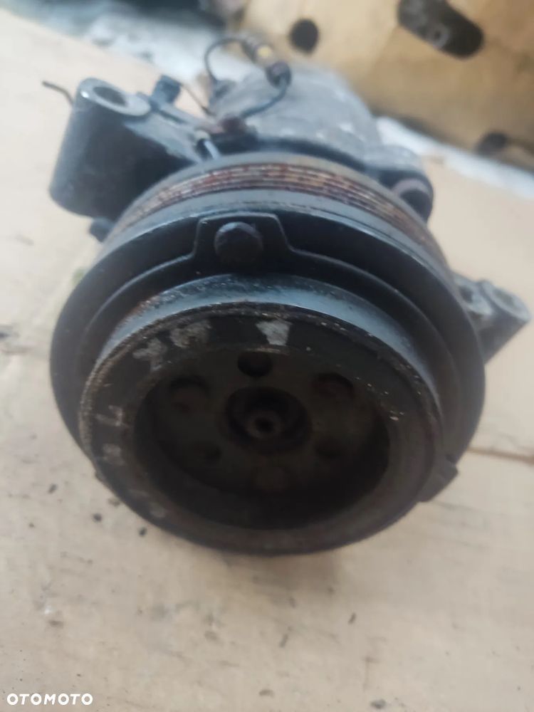 BMW E46 1.9 benzyna 318i sprężarka, kompresor klimatyzacji - 3
