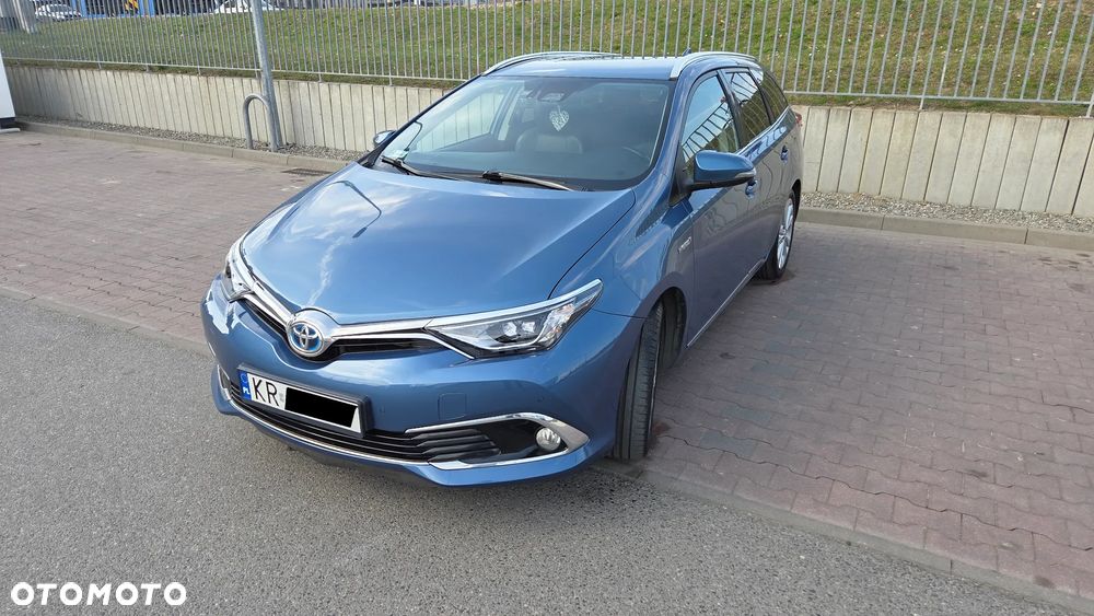 Toyota Auris Hybrid 135 Prestige - 1