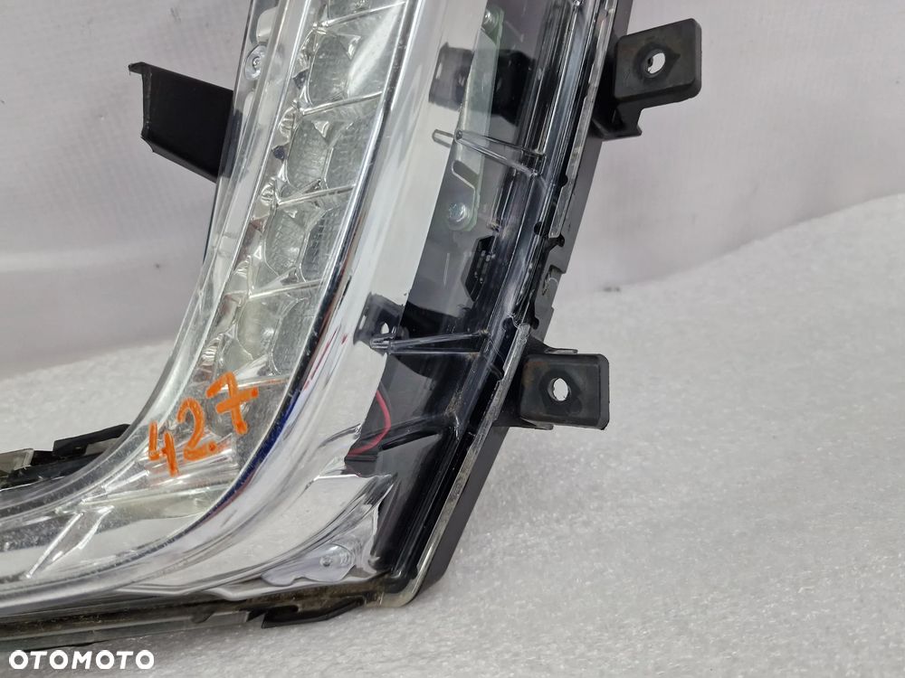SUZUKI SWIFT MK7 V LIFT 13- LEWY HALOGEN / LED / DRL , NR STANLEY W1376E / STANLEY W1376 / STANLEY W1377J / STANLEY W1377 , NR AUKCJI LA427 - 5
