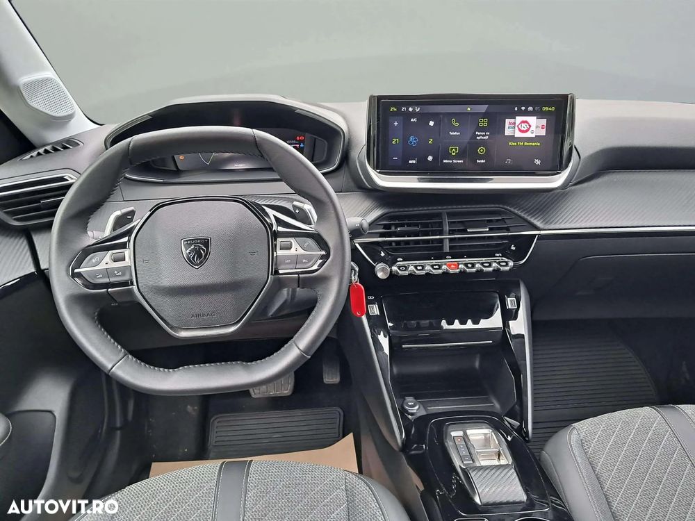 Peugeot 208 - 7
