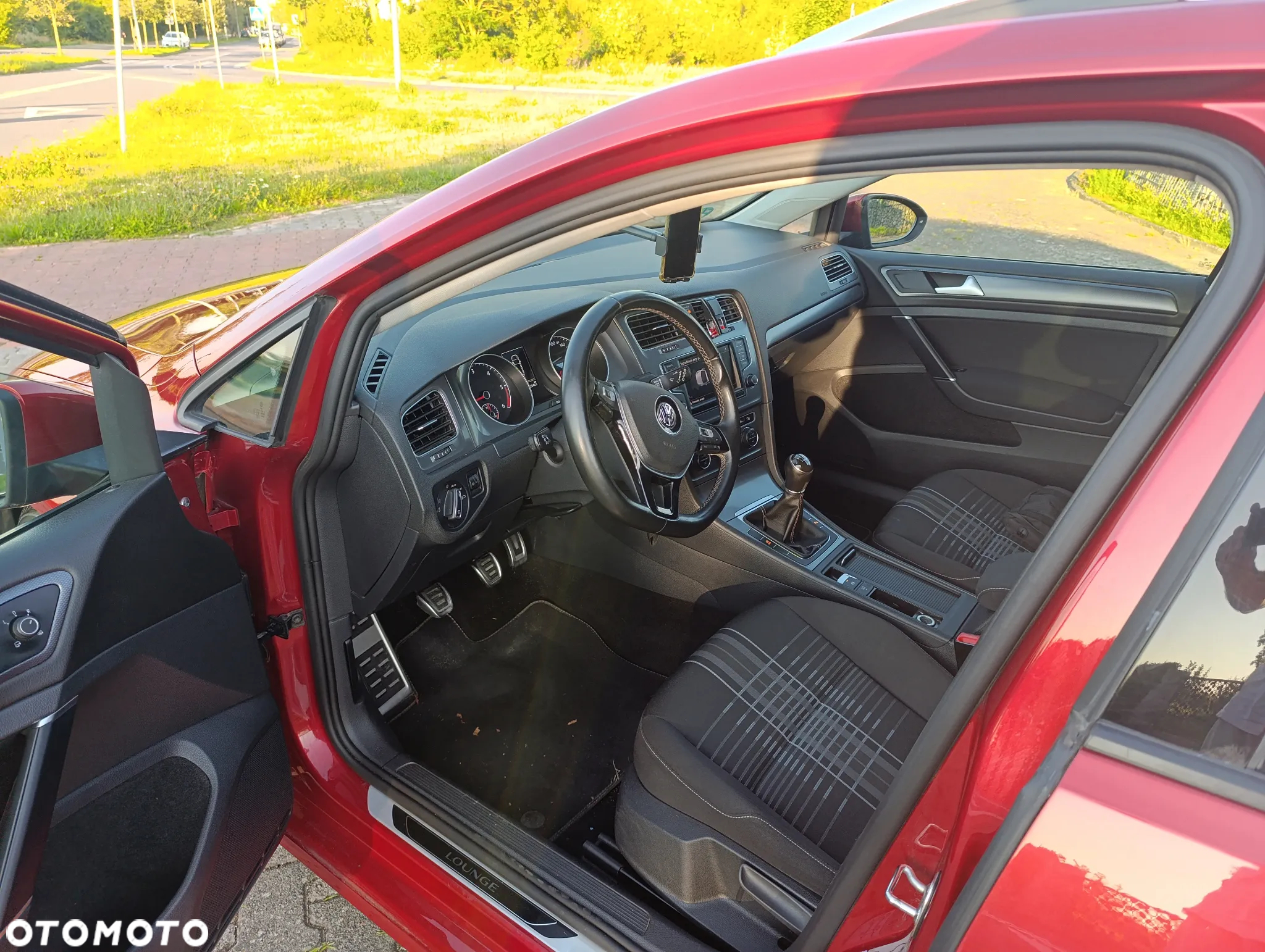 Volkswagen Golf VII 1.6 TDI BMT Comfortline - 16