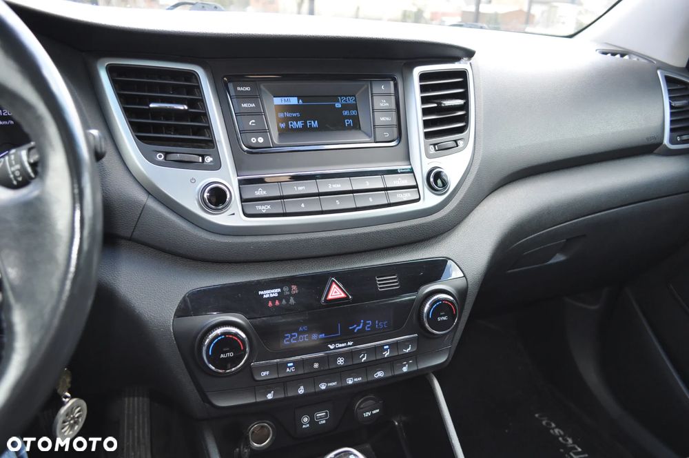 Hyundai Tucson 1.7 CRDI BlueDrive Comfort 2WD - 14