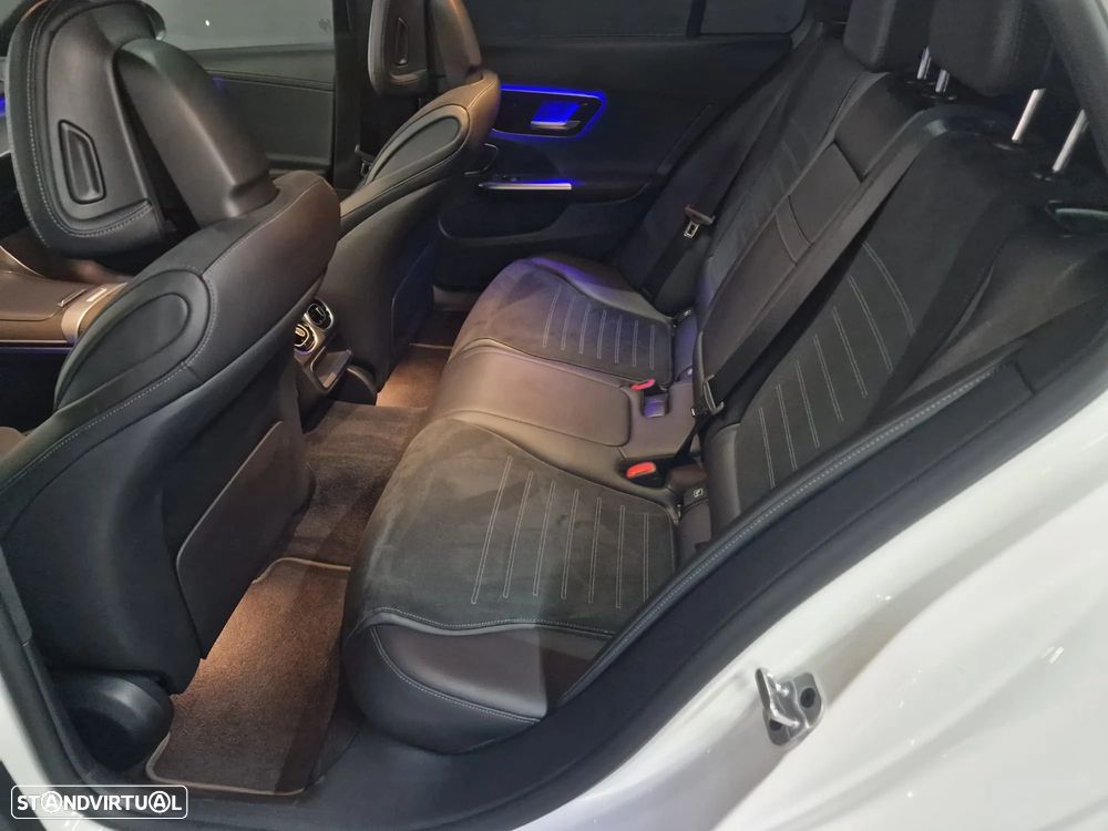 Mercedes-Benz C 300 e AMG Line - 30