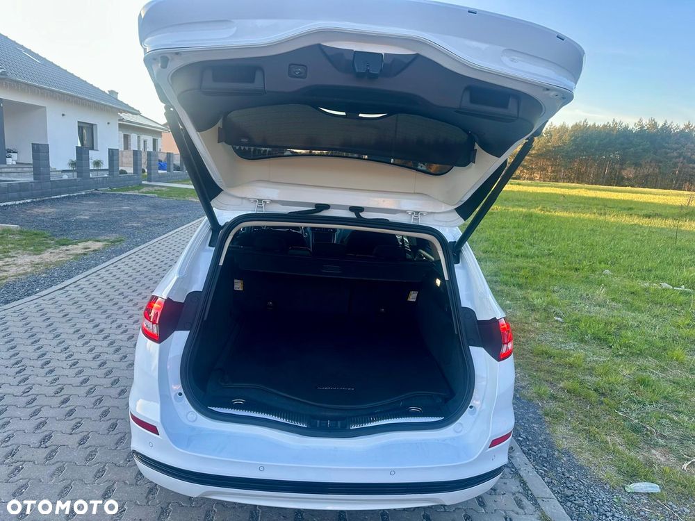 Ford Mondeo 2.0 EcoBlue Titanium - 21