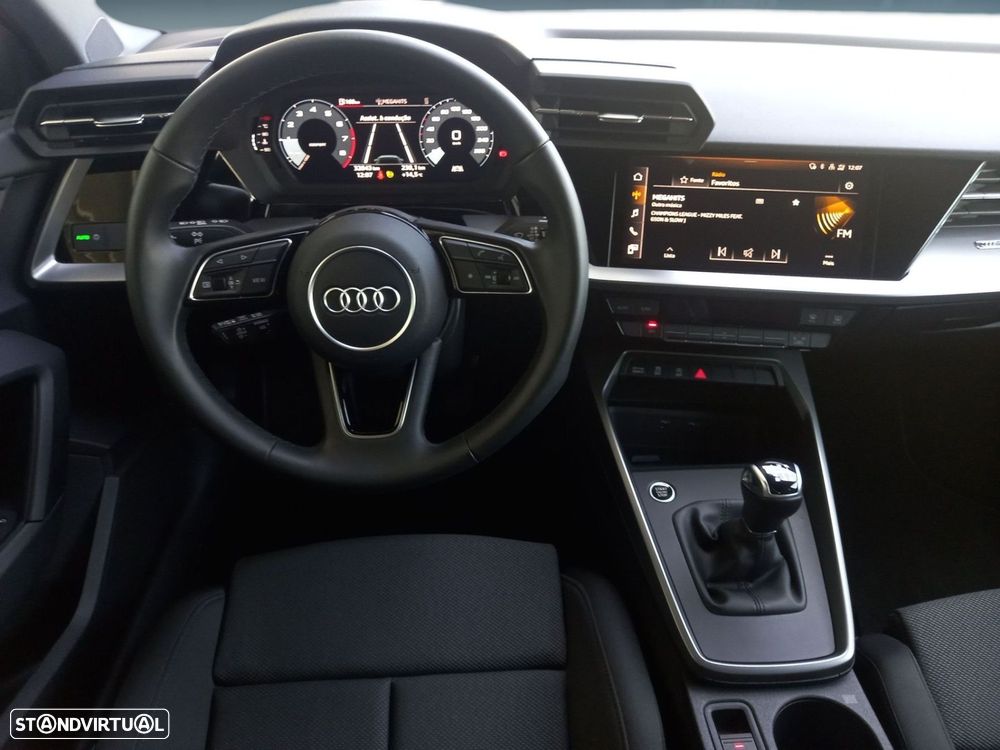 Audi A3 Sportback 30 TFSI Advanced - 3