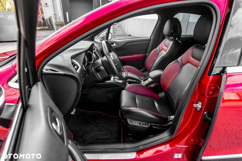 Citroën DS4 1.6 THP SoChic - 21