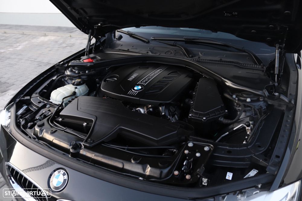 BMW 318 d Touring xDrive Line Sport - 52
