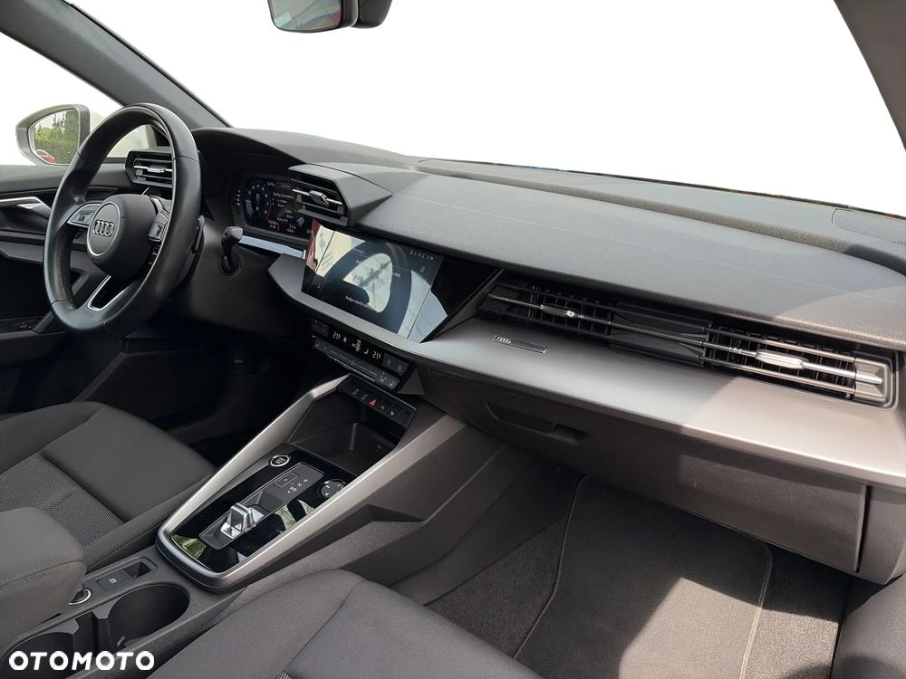 Audi A3 Sportback 35 TFSI mHEV S tronic - 29