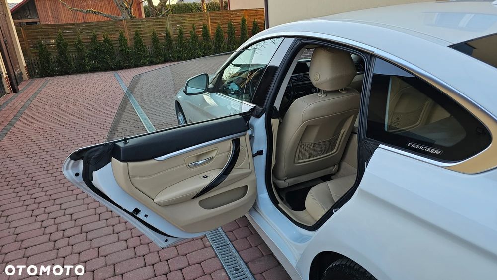 BMW Seria 4 420d xDrive Sport-Aut M Sport - 31