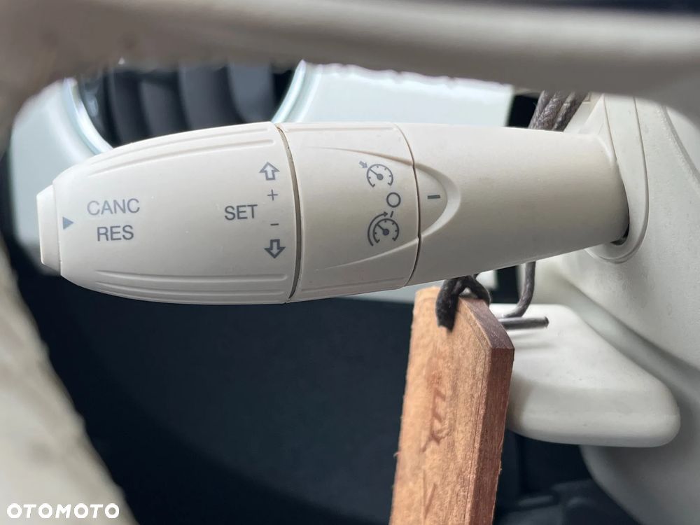 Fiat 500 1.2 Lounge Dualogic - 4