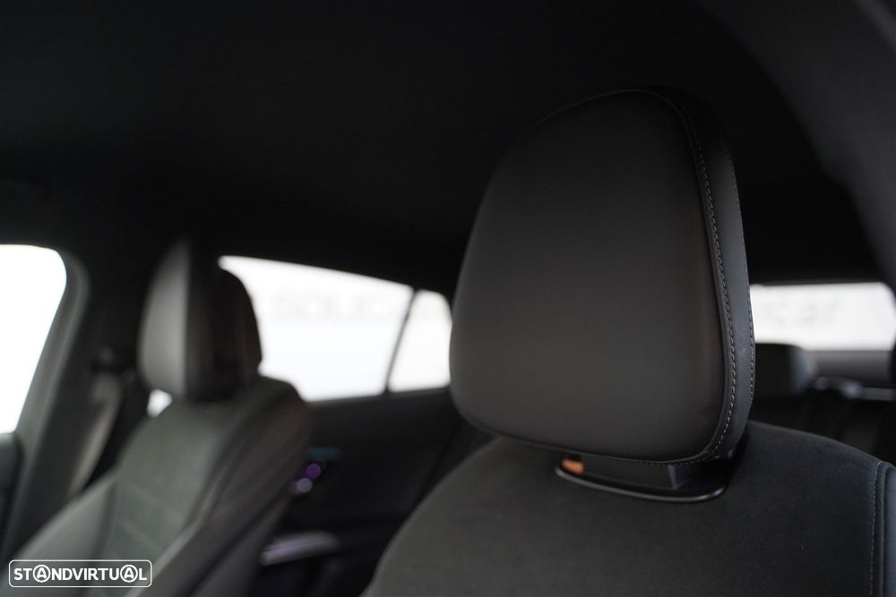 Mercedes-Benz GLC 300 de Coupe 4Matic - 30