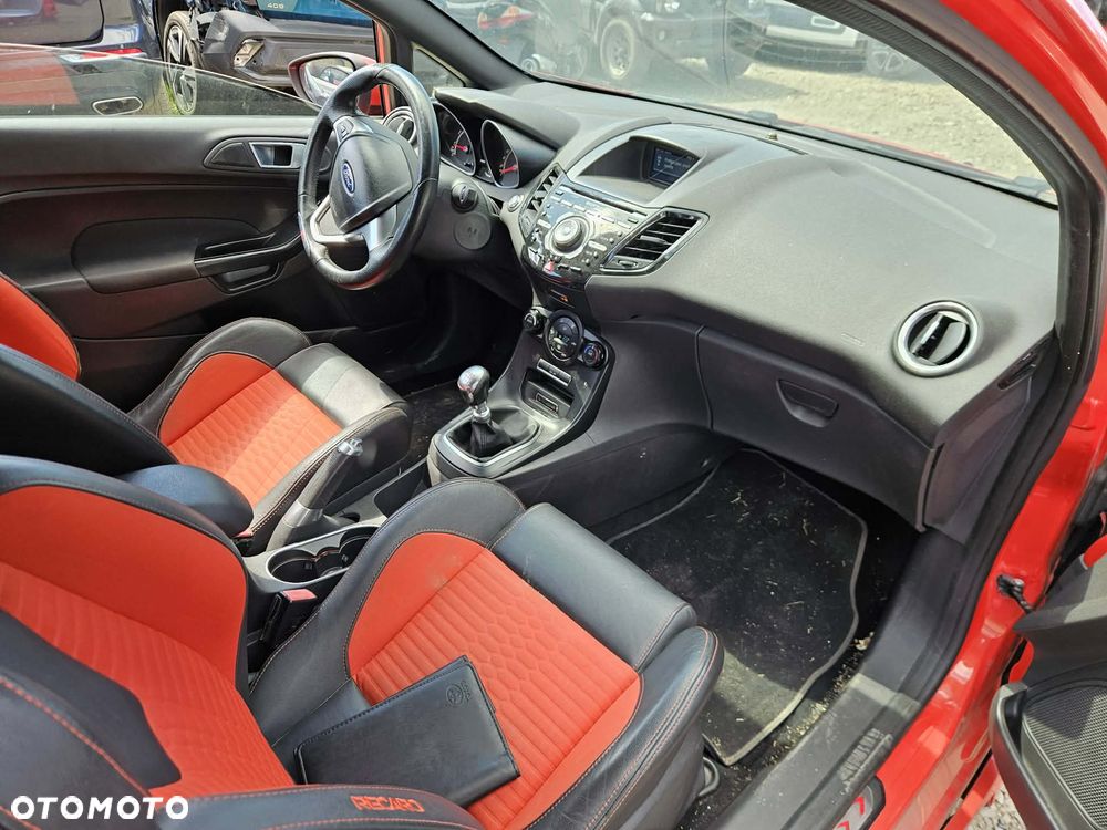 Ford Fiesta 1.6 EcoBoost ST - 7