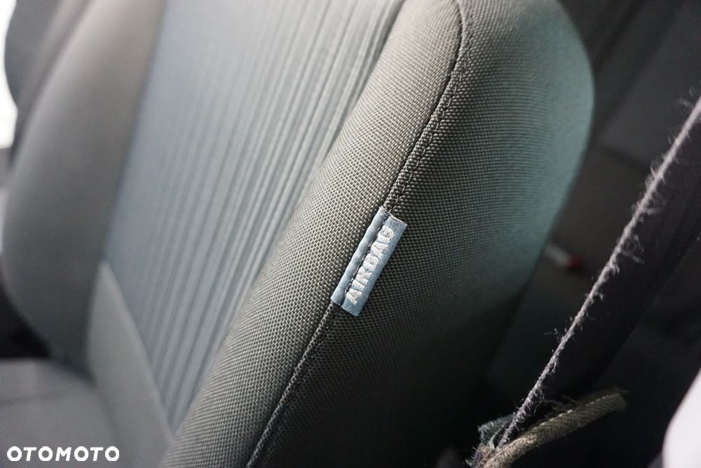 Kia Sportage 2.0 2WD EX - 35