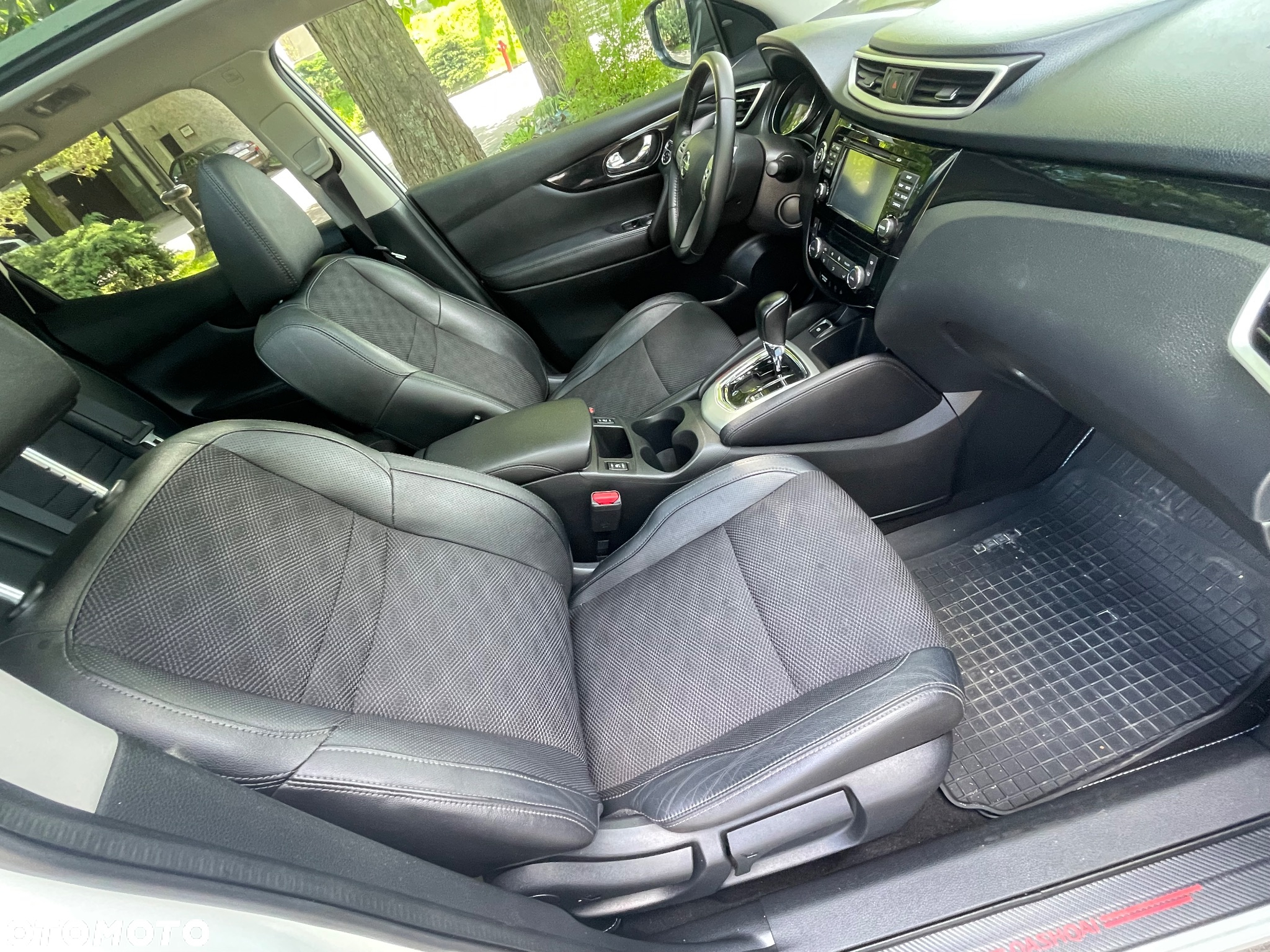Nissan Qashqai 1.6 DCi Tekna Xtronic EU6 - 15