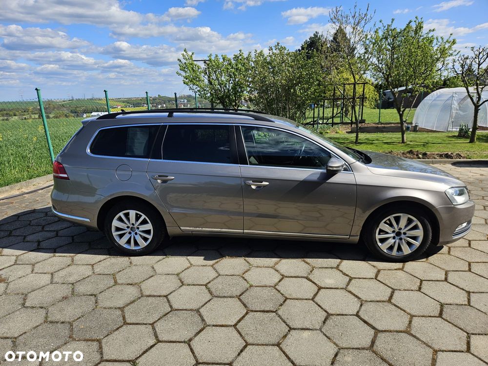 Volkswagen Passat 2.0 Blue TDI SCR Comfortline - 3