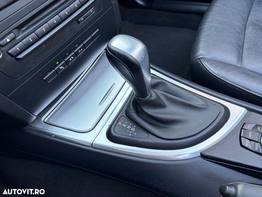 BMW Seria 1 - 32