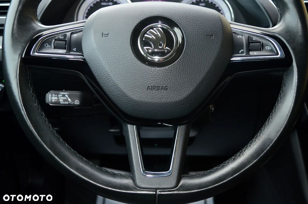 Skoda Superb 2.0 TDI 4x4 DSG L&K - 18