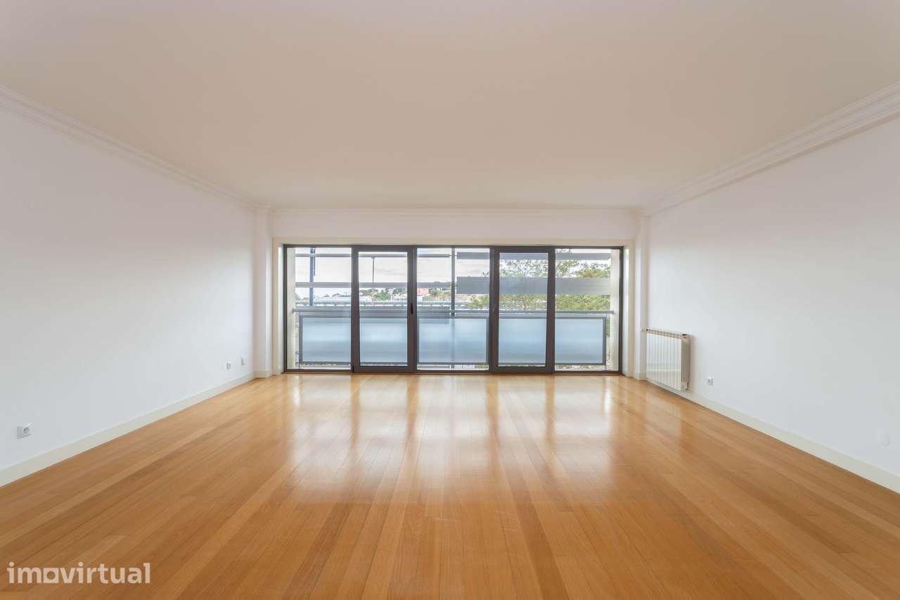 Apartamento T3 no Pateo de Belém com Garagem e Arrecadacao - Grande imagem: 2/47