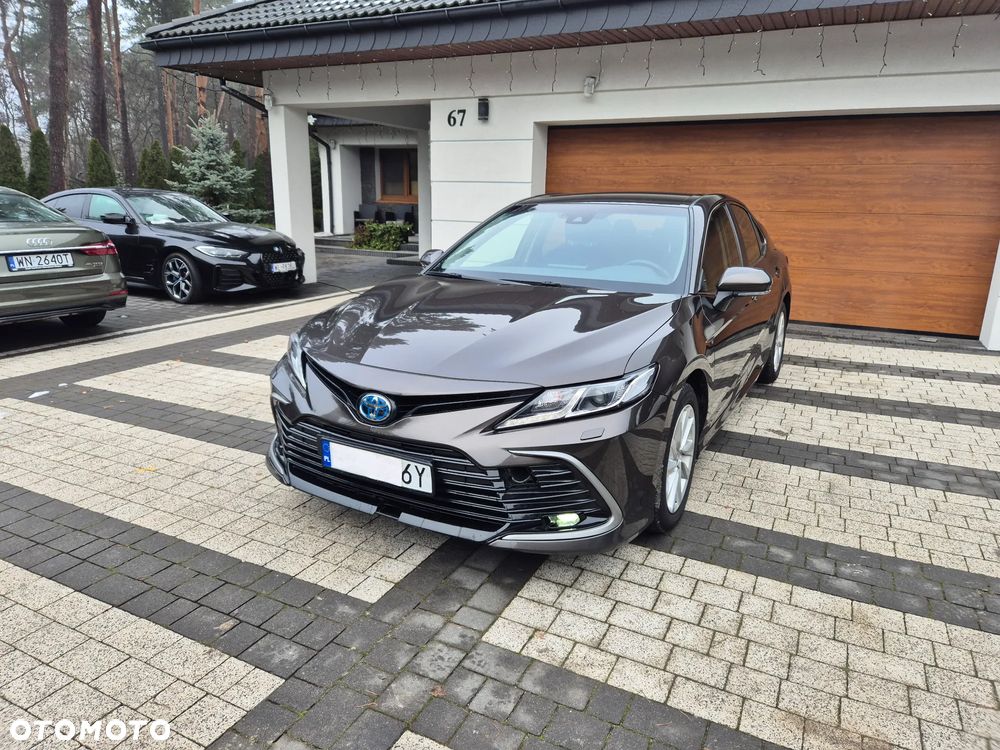 Toyota Camry 2.5 Hybrid Comfort CVT - 1