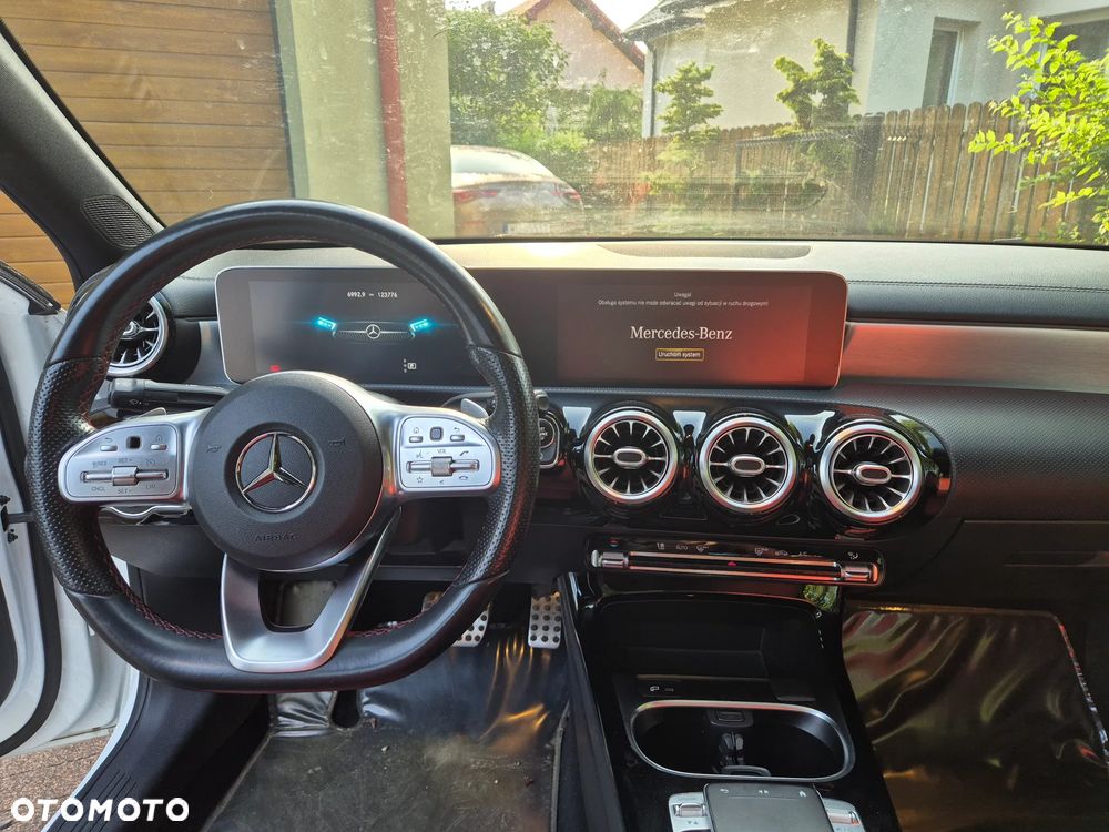 Mercedes-Benz Klasa A 250 4-Matic AMG Line 7G-DCT - 10