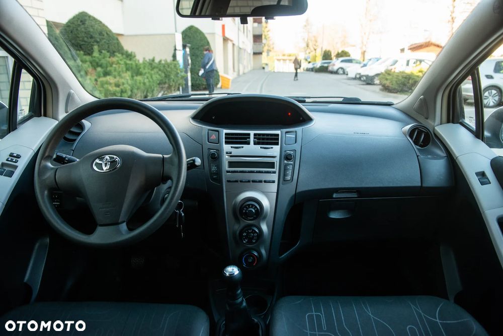 Toyota Yaris 1.0 VVT-i Comfort - 27