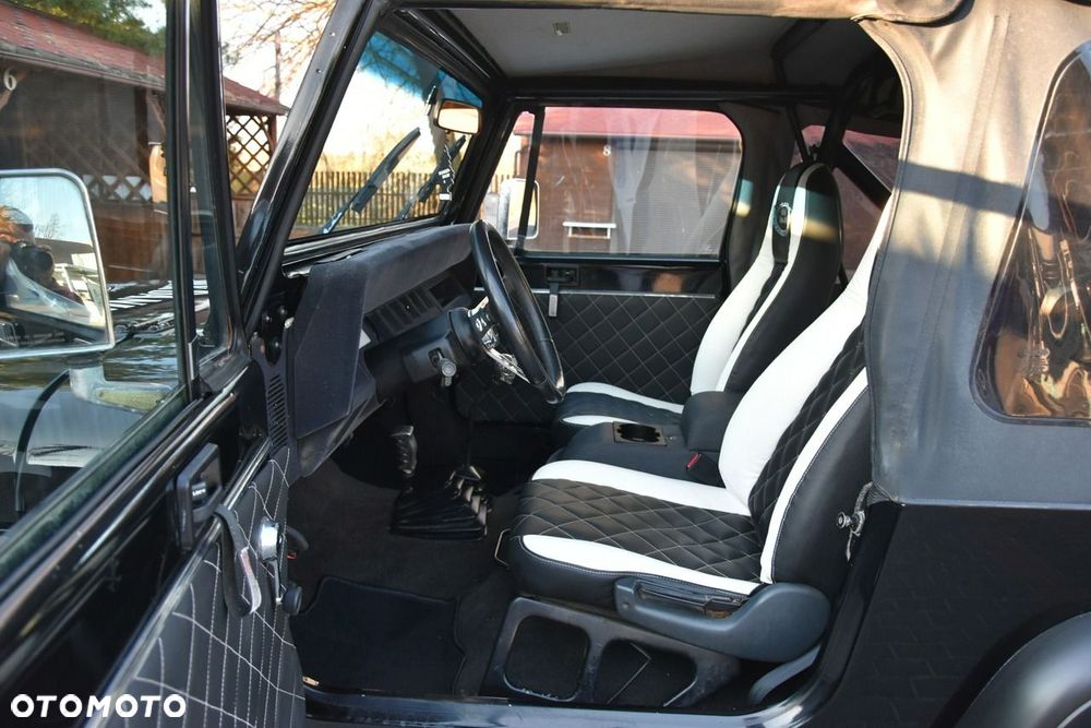 Jeep Wrangler - 14