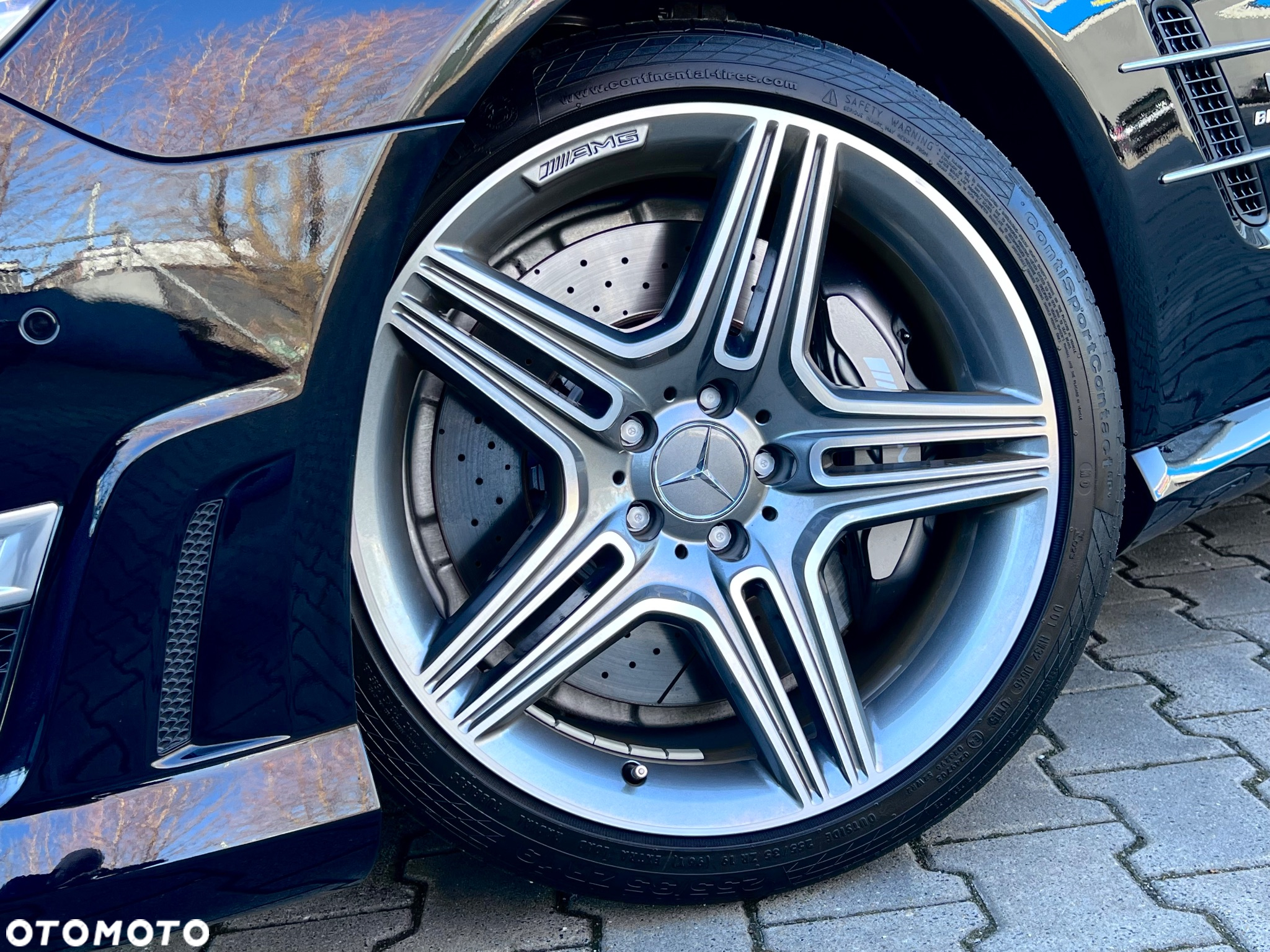 Mercedes-Benz SL 63 AMG AMG Speedshift MCT 7-Gang Sportgetriebe AMG Performance Package - 13