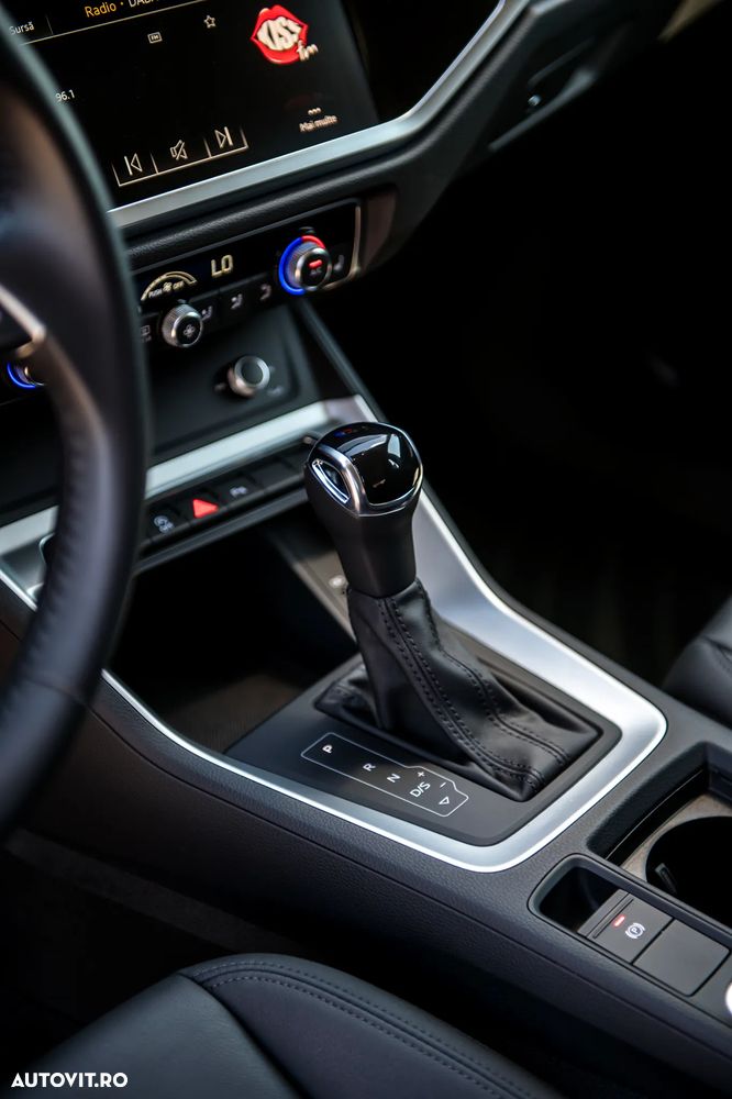 Audi Q3 40 TFSI quattro S tronic - 12