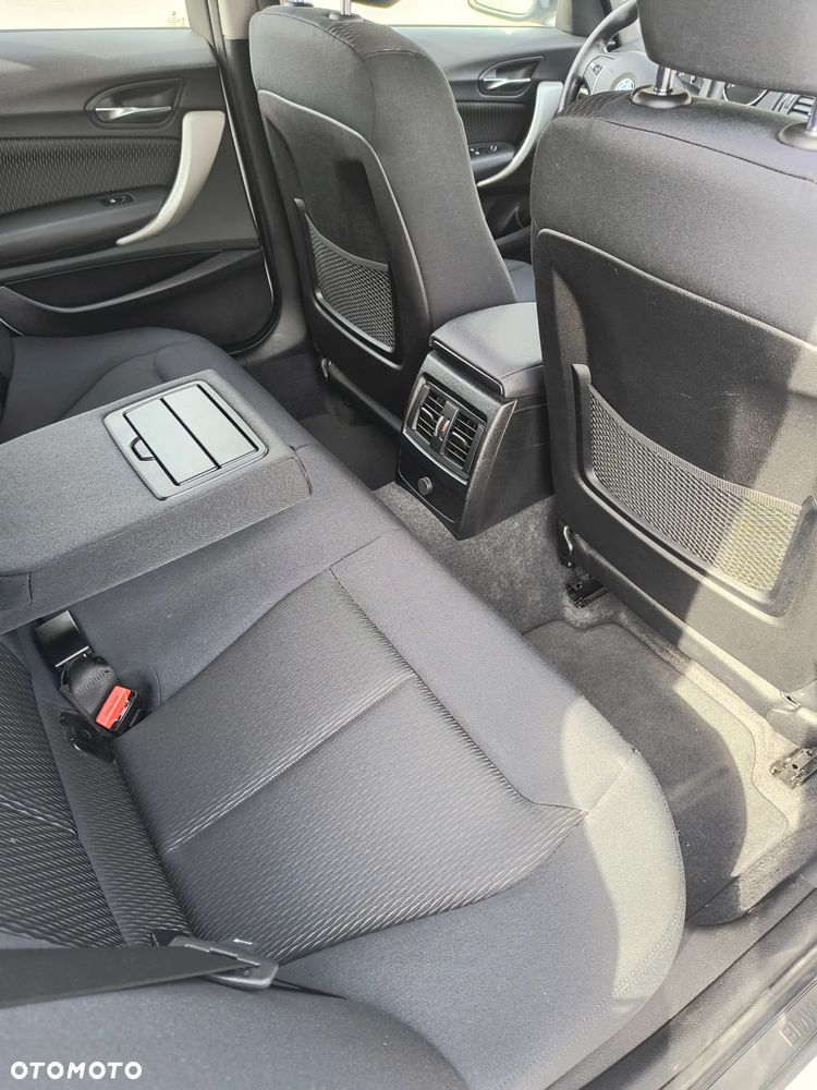 BMW Seria 1 116i Sport Line - 23