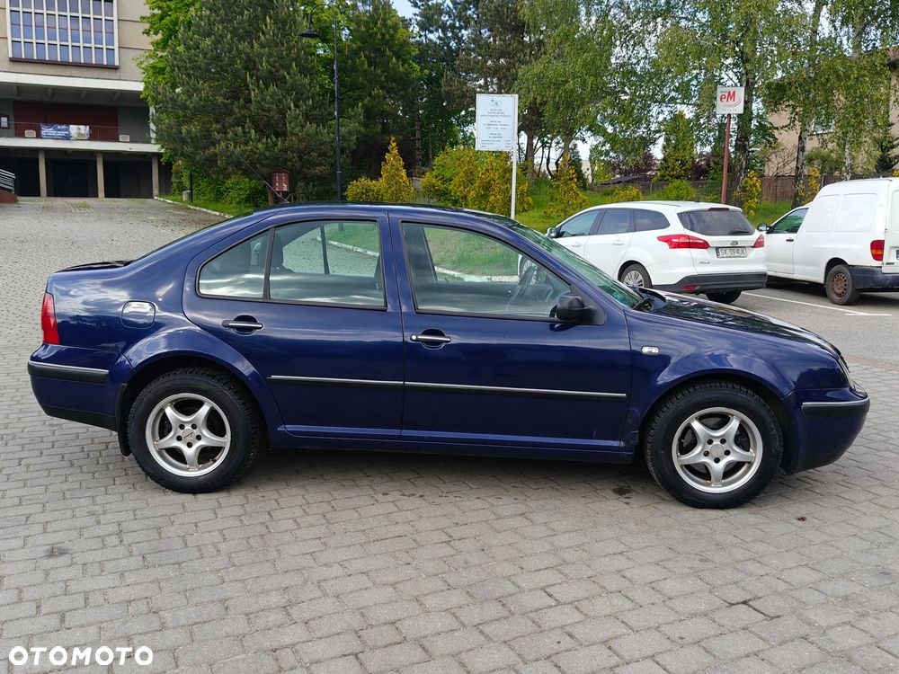 Volkswagen Bora 1.6 Comfortline - 5