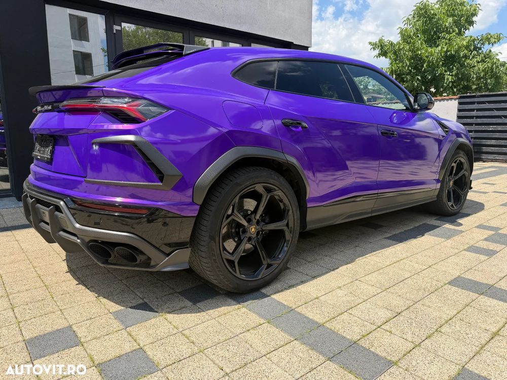Lamborghini URUS - 8