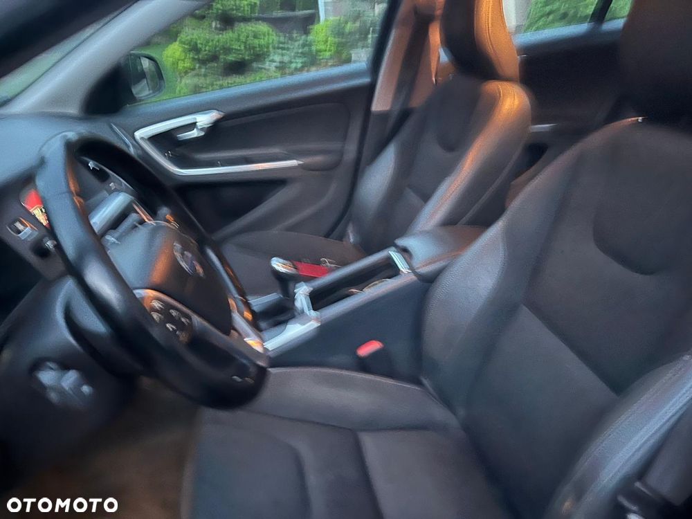 Volvo S60 D3 Kinetic - 10