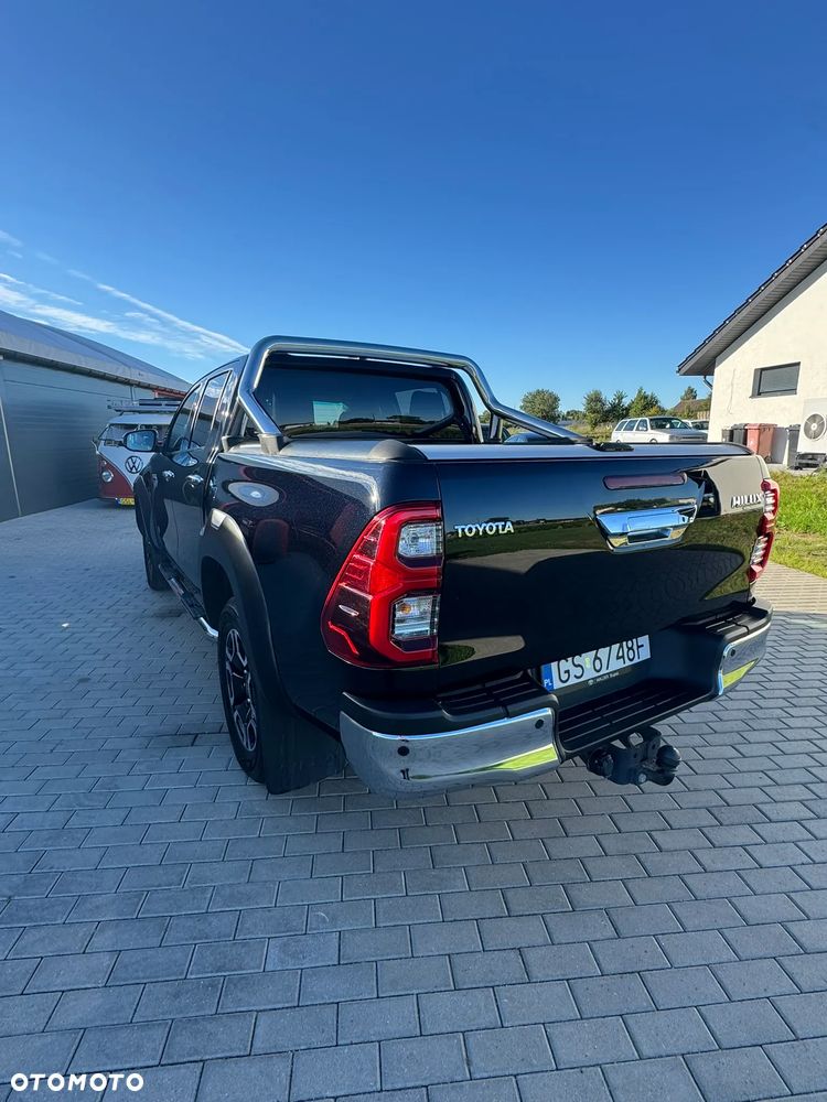 Toyota Hilux 2.8 D-4D Double Cab SR5+ 4x4 - 5
