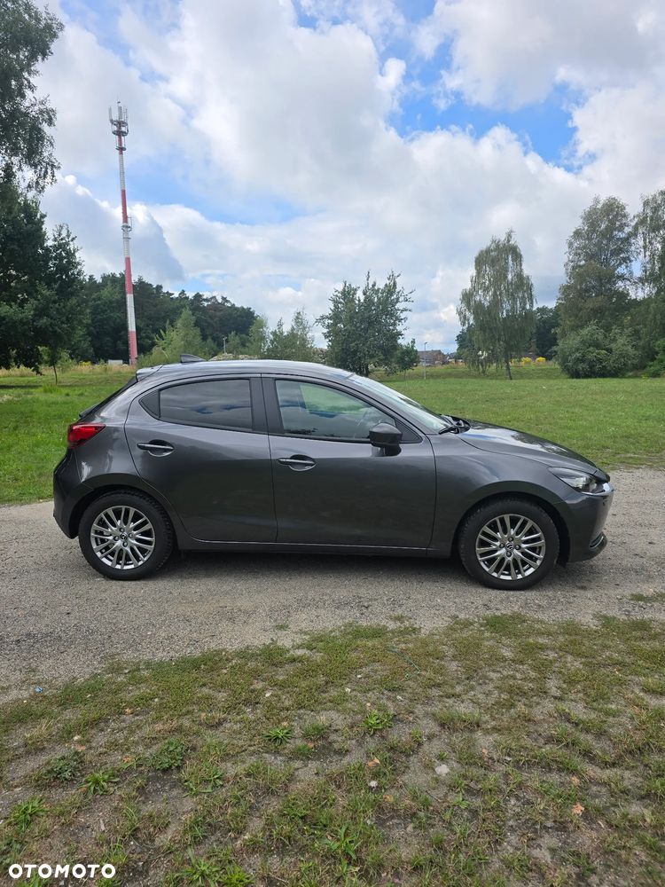 Mazda 2 - 5