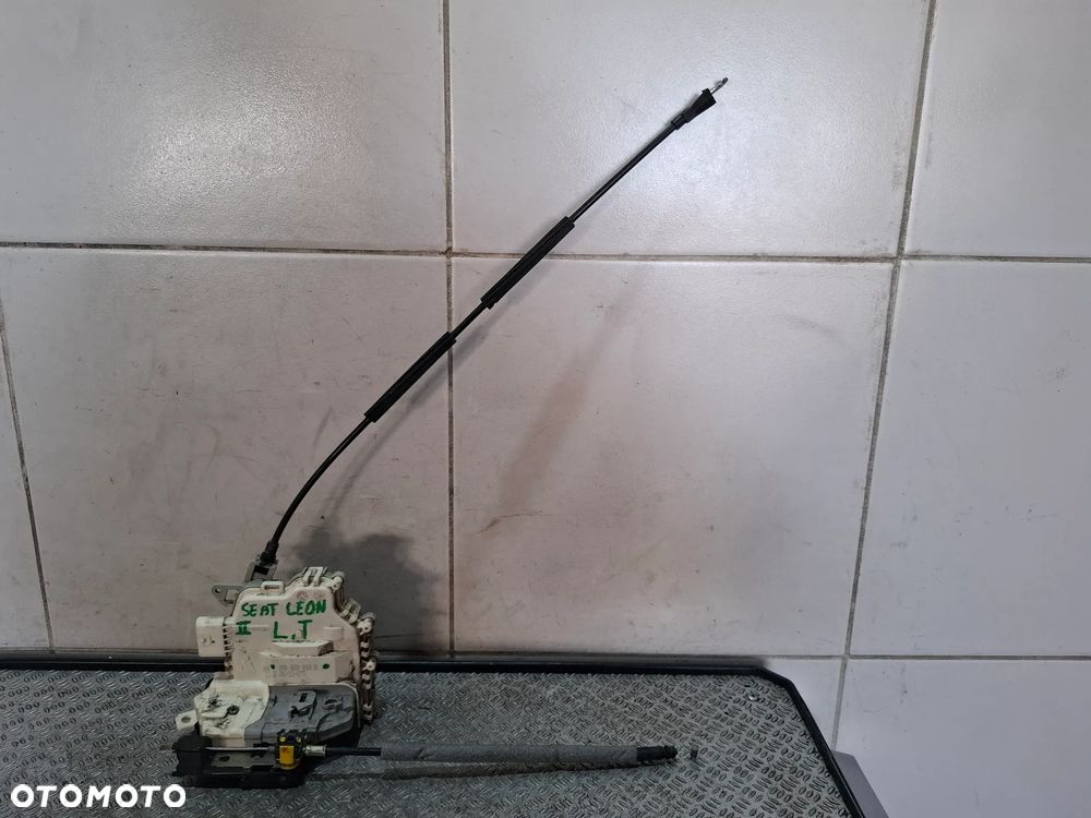 Zamek lewy tył Seat Leon II lift 2012 rok 6- PINÓW nr 1P0839015D - 1