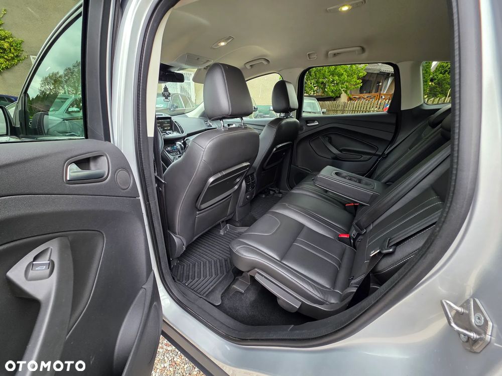 Ford Kuga - 8