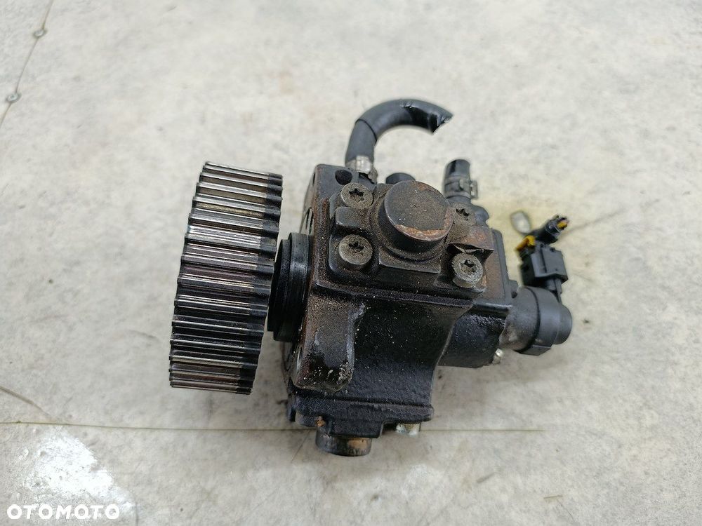 POMPA WTRYSKOWA OPEL ASTRA J BOSCH 2.0 CDTI - 1