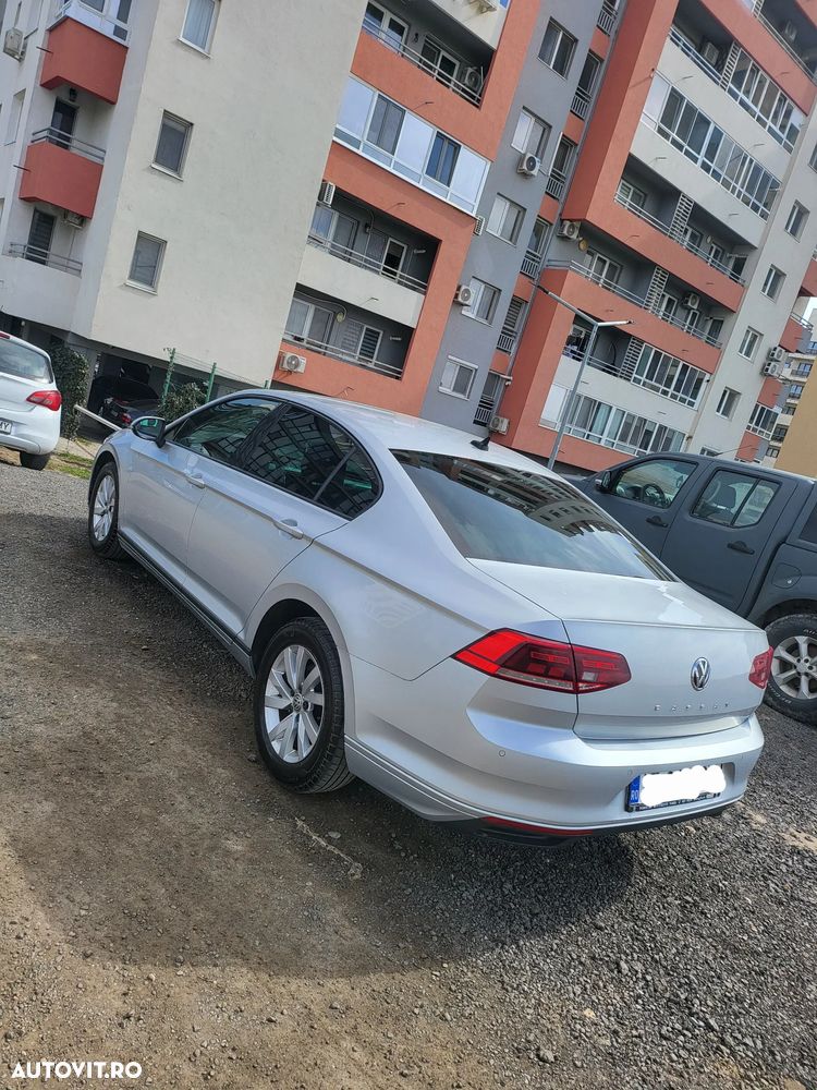 Volkswagen Passat - 3