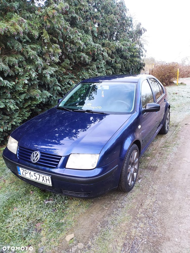 Volkswagen Bora - 2