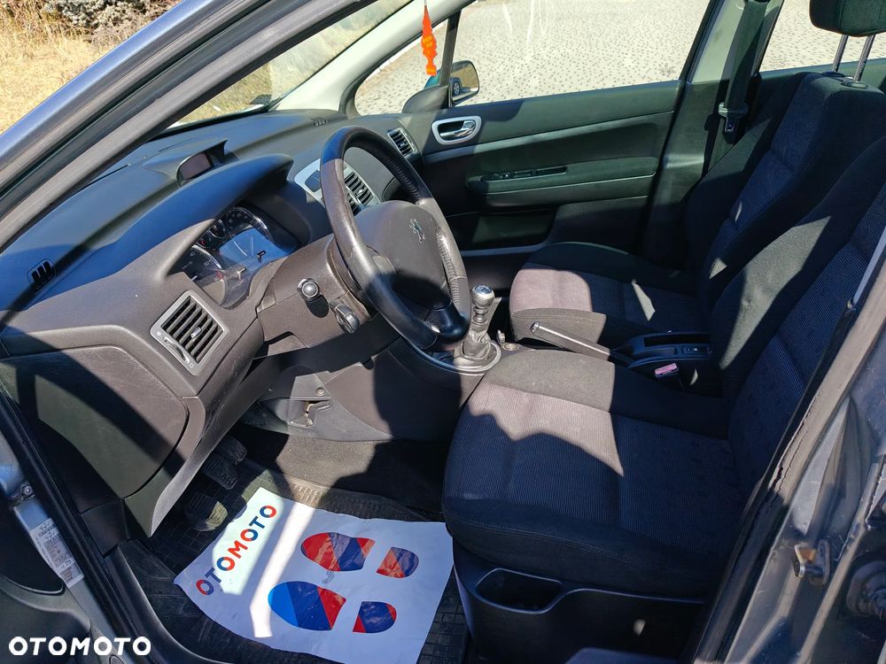 Peugeot 307 HDi 135 Premium - 11