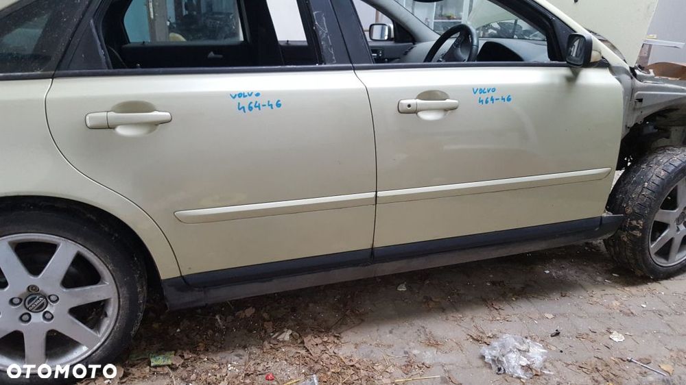 DRZWI PRAWE LUSTERKO VOLVO S40 II V50 464-46 RA-M - 1